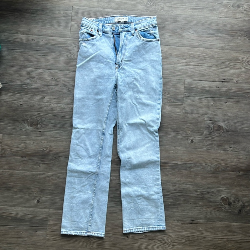 Abercrombie curve love ankle Jean